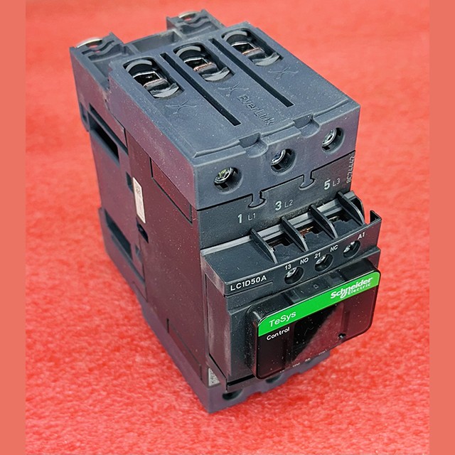 Контактор 3P 3NO AC3 440V 50A 110Vac 50/60 Hz TeSys LC1D50AF7 Schneider Electric